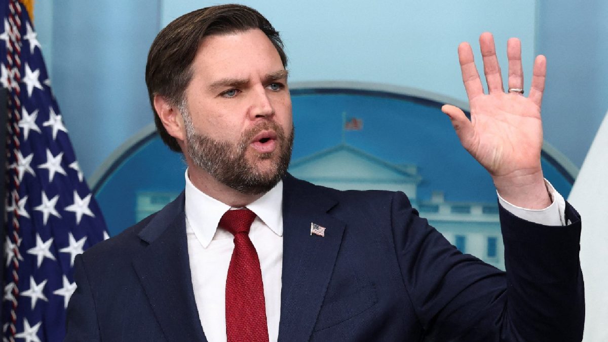 'Insane Headline’: JD Vance Reacts To UAE Ending UK Scholarships Over Radicalisation Fears