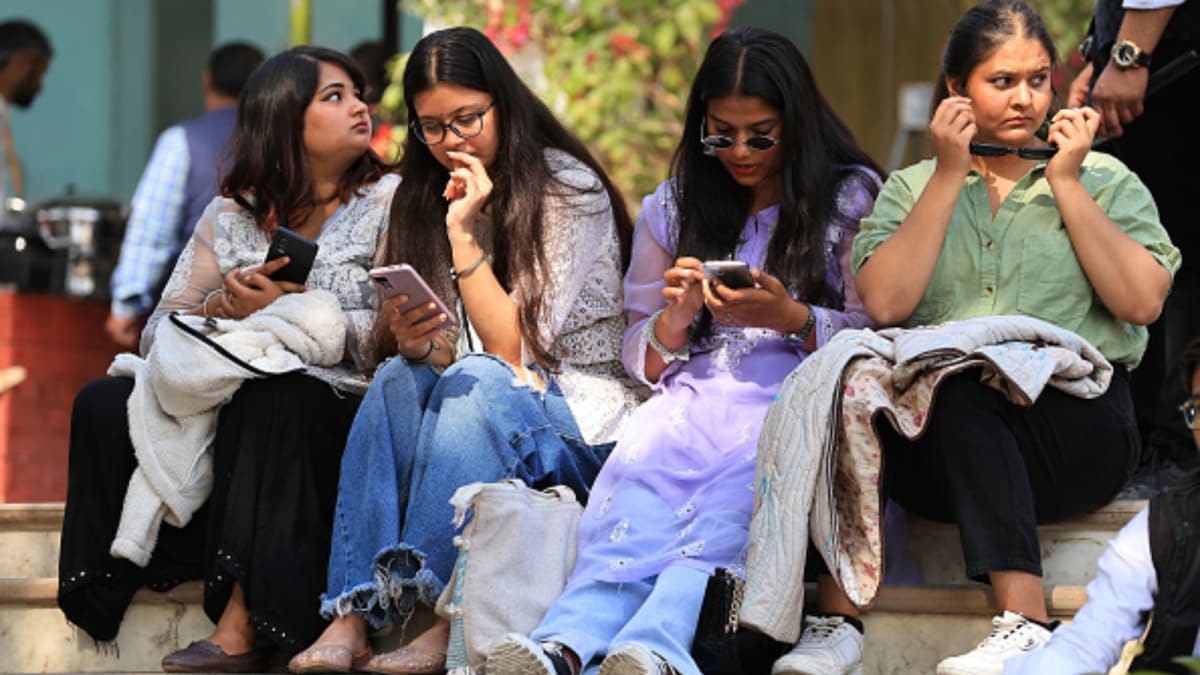 AI, Anime, Poetry: What’s Pulling Gen Z To JLF This Year And Sessions To Bookmark