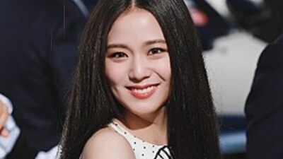 BLACKPINK’s Jisoo celebrated her 31st birthday with an outpouring of love from Rosé, Lisa and Jennie, who shared heartfelt messages and unseen photos to mark the special day.