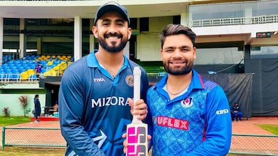 KC Cariappa (left) poses with Rinku Singh. (Picture Credit: IG/cariappa13)