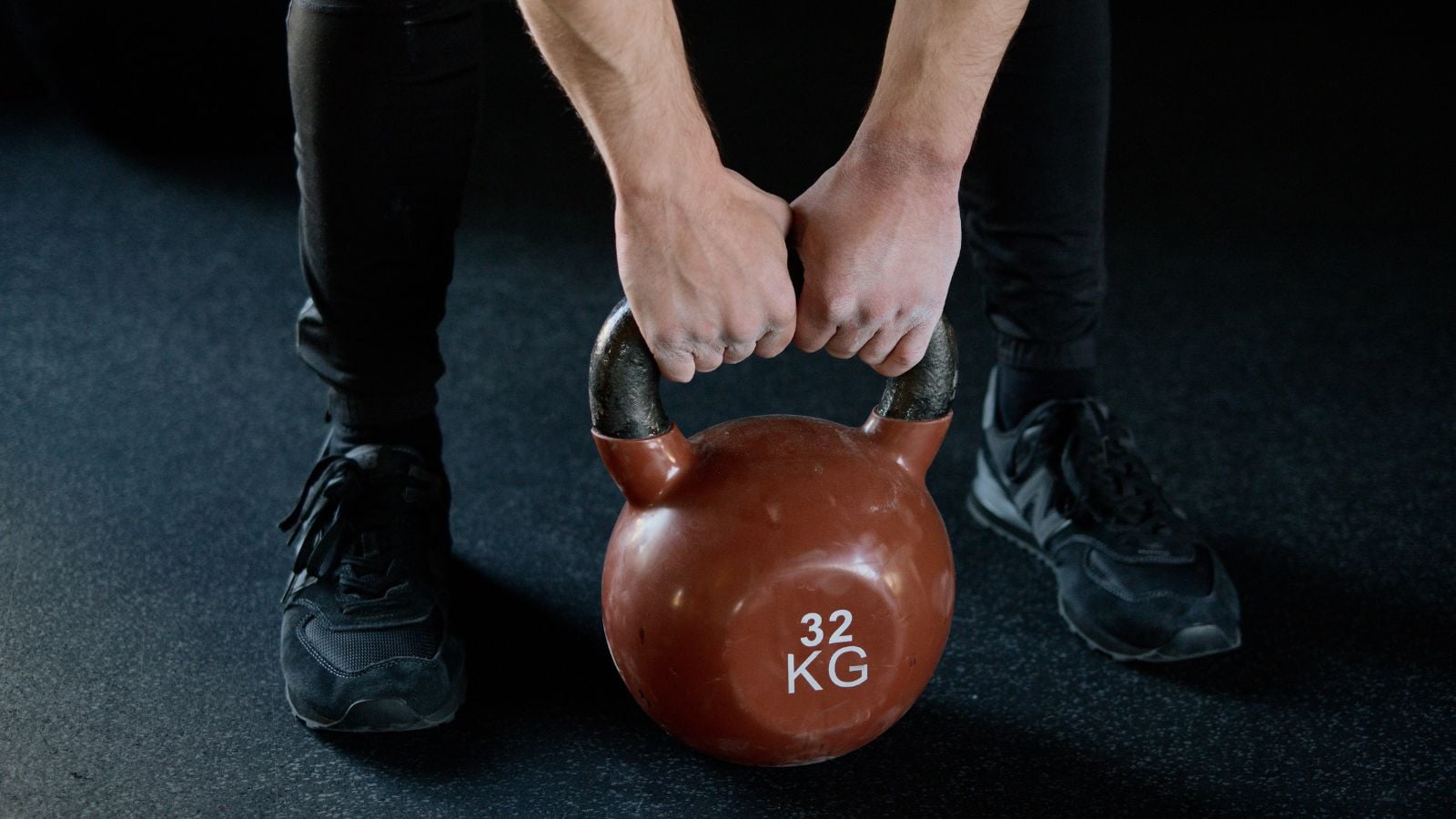 Beginner’s Guide To Kettlebell Training: Simple Home Workouts