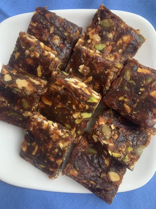 Makar Sankranti 2026: Delicious Bites To Enjoy Between Kite Flights