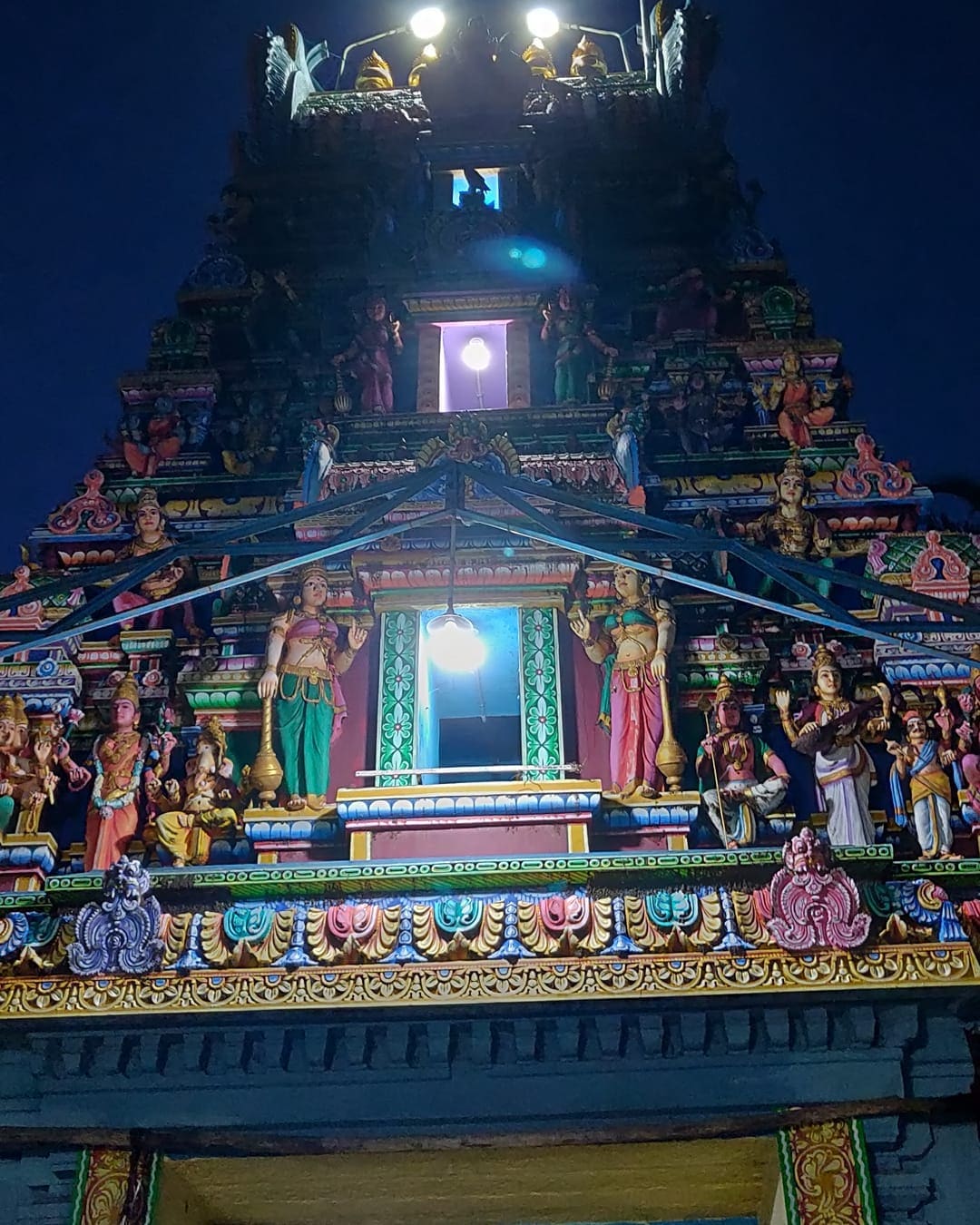 Koothanur Maha Saraswati Temple, Tamil Nadu: Dedicated to Goddess Saraswati, the Koothanur Temple, once known as Ambalpuri, is a revered center of learning and devotion. According to legend, a dispute between Lord Brahma and Saraswati led them to be born as siblings on Earth. The conflict was resolved by Lord Shiva, who merged Saraswati with the Ganga, now flowing as the Arasalar River in Koothanur. Later, King Raja Raja Chola’s generous donation to the poet Ottakkootthan gave the village its name, Koothanur.