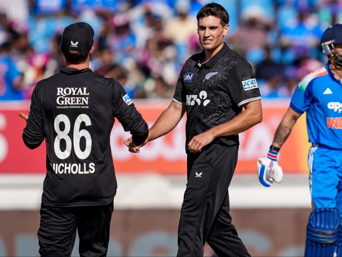 Meet Kristian Clarke, The 24-Year-Old Kiwi Pacer Who Dismissed Rohit, Kohli  And Iyer In 2nd ODI | Cricket News - News18