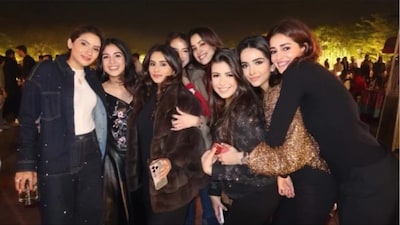 Radhika Merchant with Ananya Panday, Janhvi Kapoor, and friends. 
