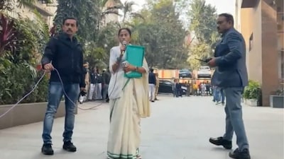 Bengal CM Mamata Banerjee at I-PAC senior functionary Pratik Jain's residence. (ANI) 