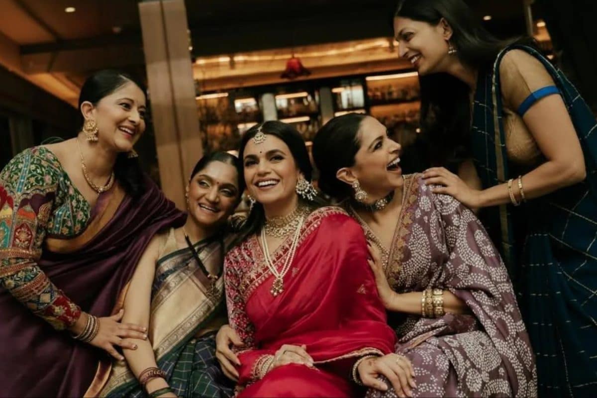 Deepika Padukone’s Purple Bandhani Saree In New York Is Modern Indian Elegance At Its Peak