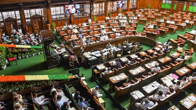 Members during the Karnataka Assembly session (Photo: PTI)
