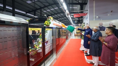 The remaining stretch of Phase 2 of Ahmedabad Metro from Sector 10A to Mahatma Mandir was inaugurated. (X)
