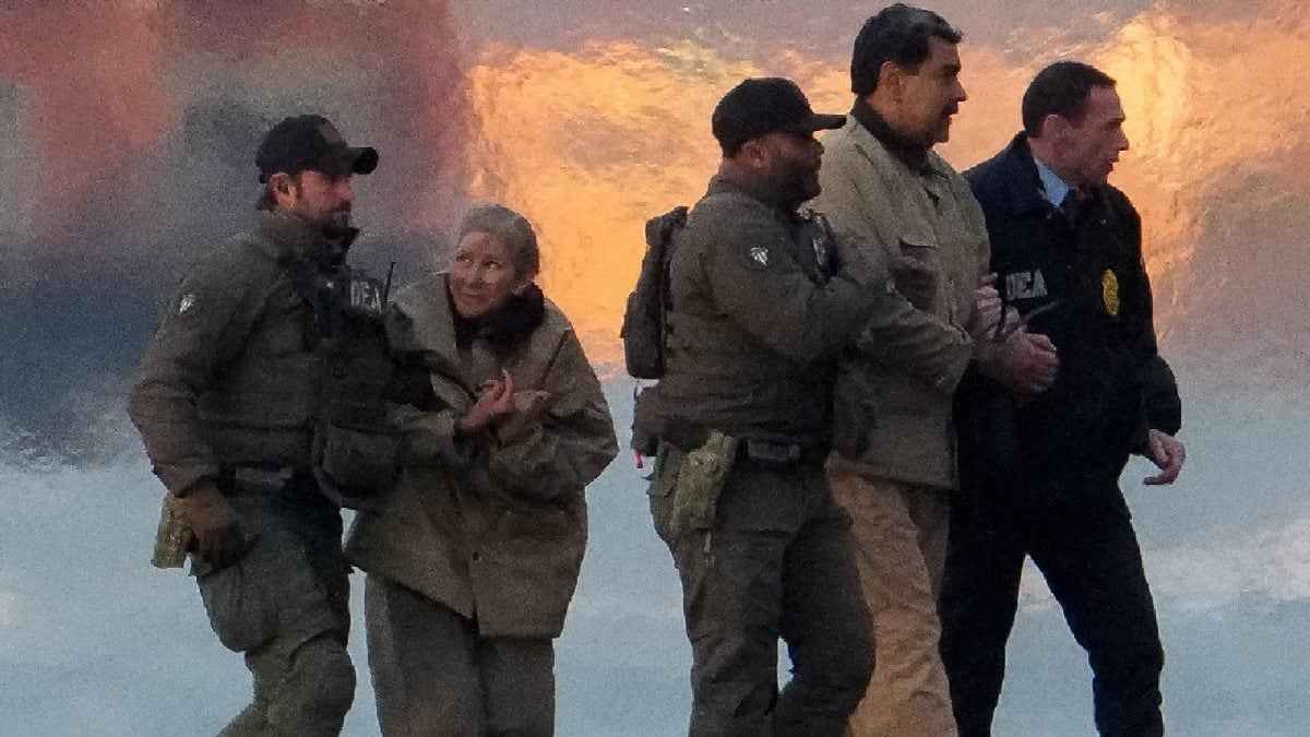 Nicolás Maduro In Prison Jumpsuit, Appears To Limp As He Is Taken To New York Court | Watch