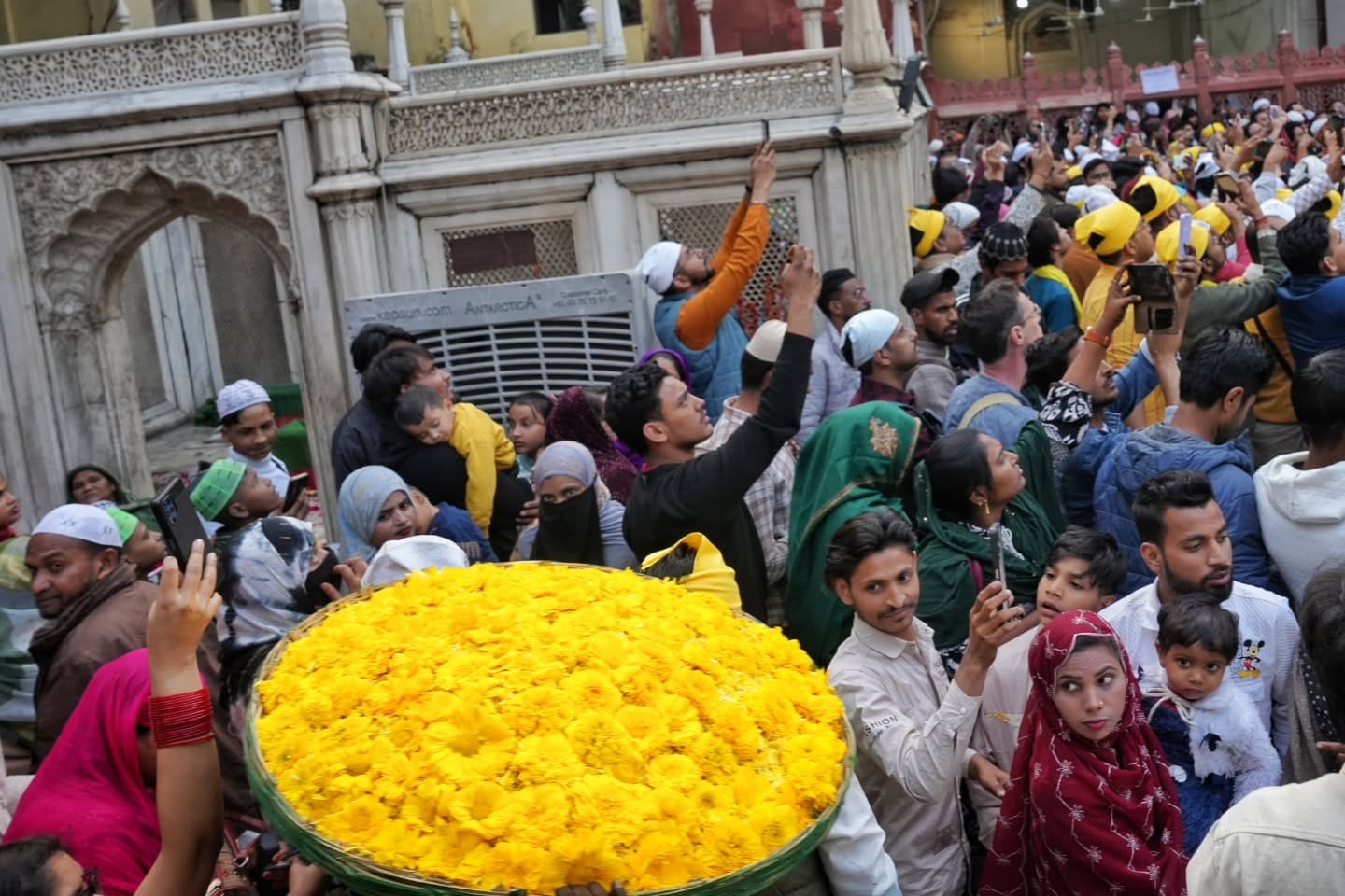 Basant Panchami At Nizamuddin Dargah: A Tradition That Blooms Beyond Religion