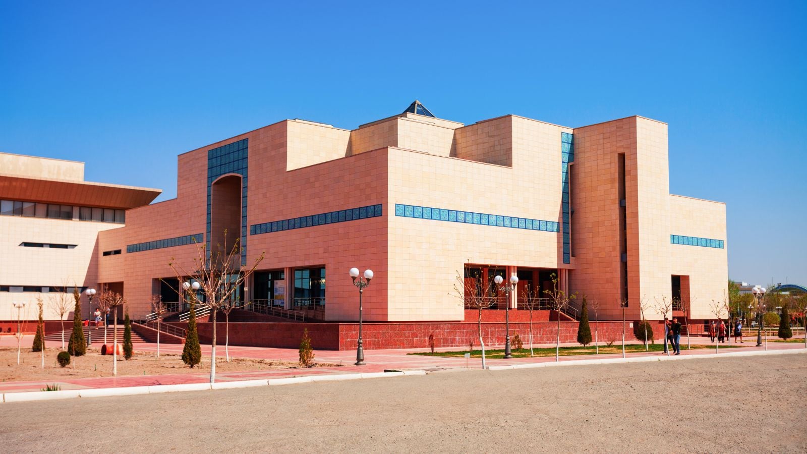 Uzbekistan Travel Guide: Must-Visit Destinations On The Silk Road Uzbekistan Travel Guide: Must-Visit Destinations On The Silk Road