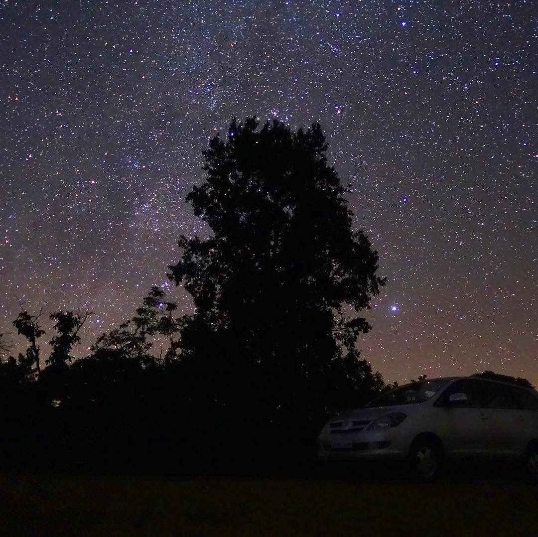 Pachmarhi, Madhya Pradesh: Nestled in the Satpura Range, this is a hidden gem for "astro-tourism." The height and the surrounding dense forest cover act as a natural shield against light pollution, offering some of the clearest night skies in Central India. Pachmarhi, Madhya Pradesh: Nestled in the Satpura Range, this is a hidden gem for "astro-tourism." The height and the surrounding dense forest cover act as a natural shield against light pollution, offering some of the clearest night skies in Central India.