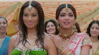 Priyanka Chopra Feels Nostalgic As Her Song Teri Dulhan Sajaoongi With Bipasha Basu Goes Viral