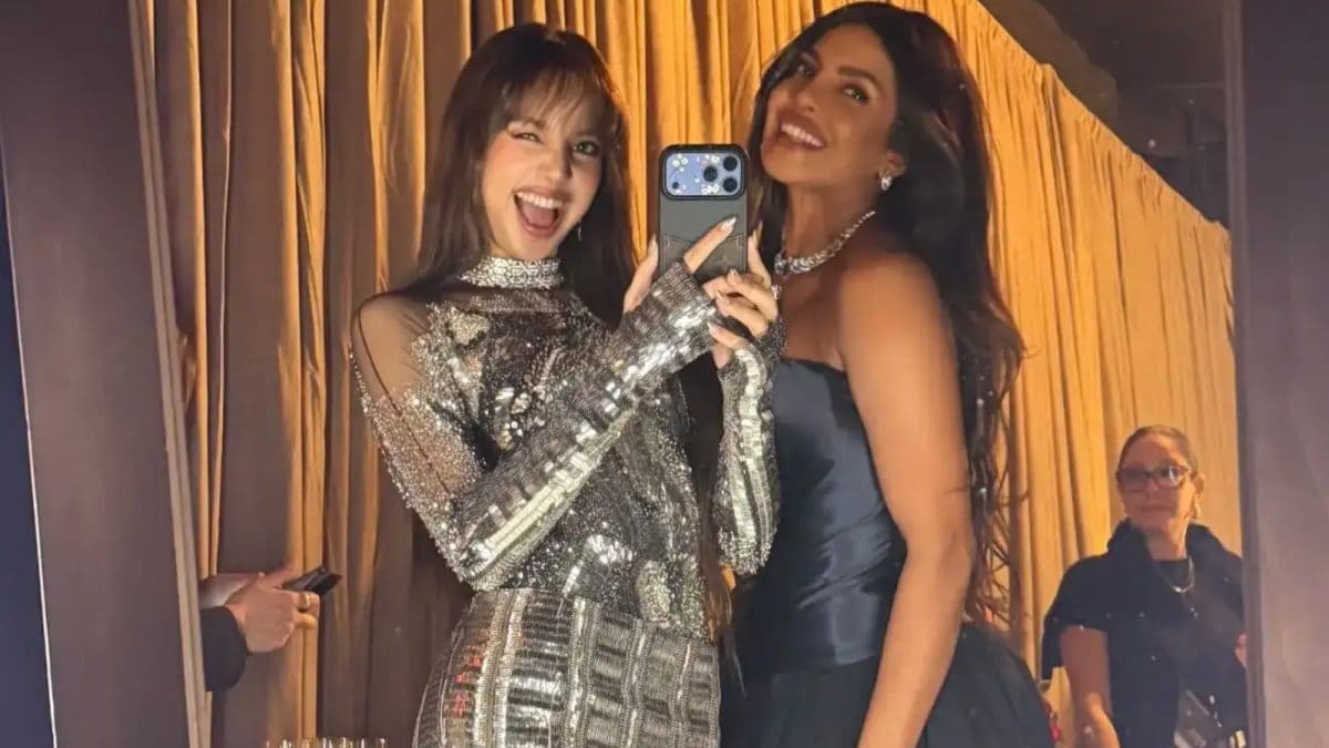 Priyanka Chopra, Blackpink’s Lisa Hold Hands, Share Fun BTS Selfies From Golden Globes 2026 | Hollywood News