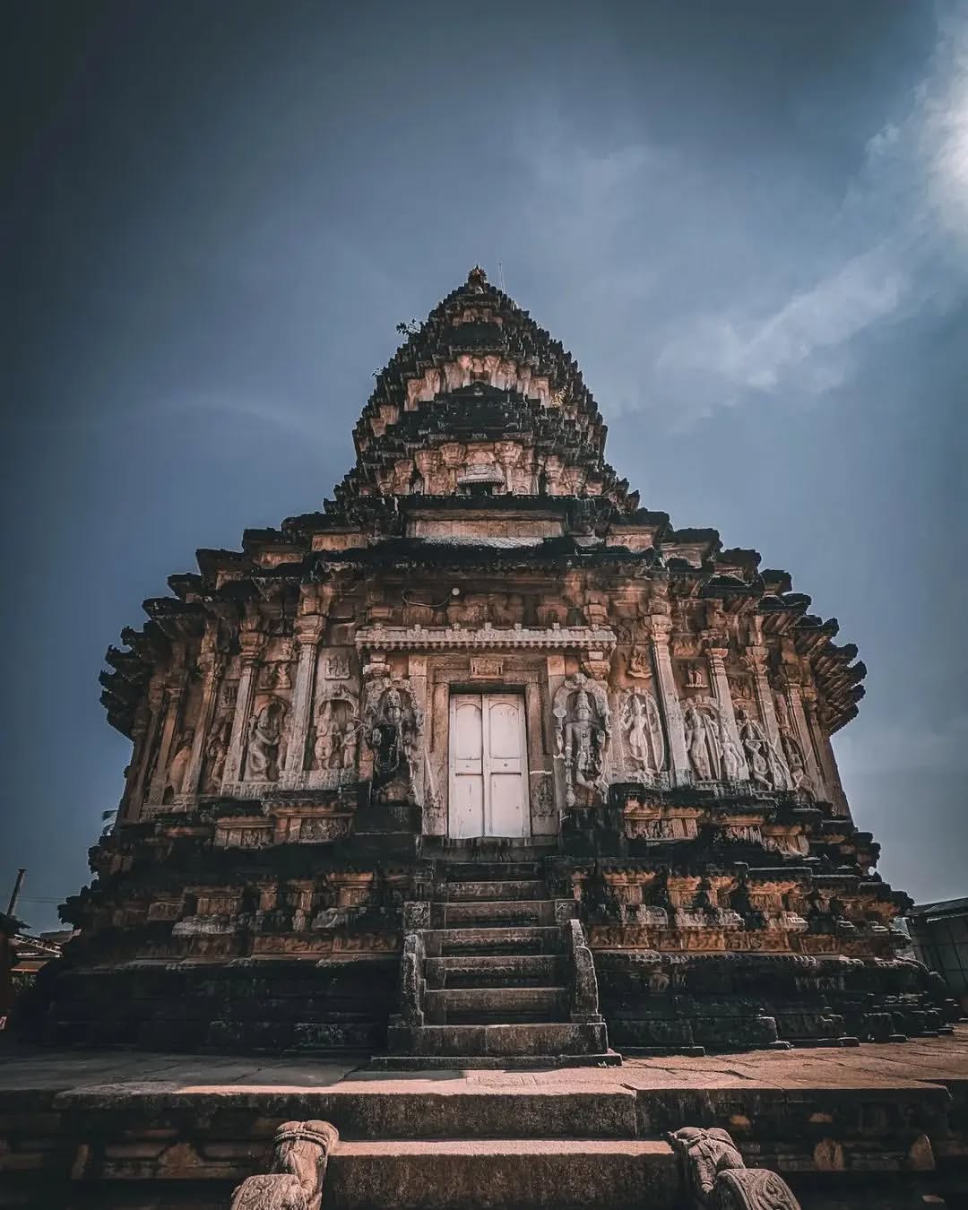 Sri Sharadamba Temple, Karnataka: Founded in the 8th century by Sri Adi Shankaracharya, the Sharadamba Temple in Sringeri (known as Shringa Giri in Sanskrit) originally enshrined a standing sandalwood idol of Goddess Sharadamba (Saraswati). In the 14th century, under the patronage of the Vijayanagara rulers and Sri Vidyaranya, the 12th Jagadguru, the idol was replaced with a majestic seated gold statue of Sri Sharadamba, which continues to be the centerpiece of devotion today.