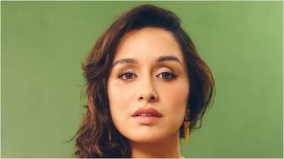 Shraddha Kapoor Resumes Eetha Shoot Weeks After Toe Injury
