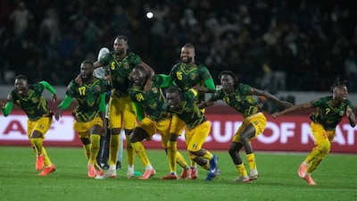 Mali players celebrate after the penalty shootout og the Africa Cup of Nations best of 16 soccer match between Mali and Tunisia in Casablanca, Morocco, Saturday, Jan. 3, 2026. (AP Photo/Themba Hadebe)