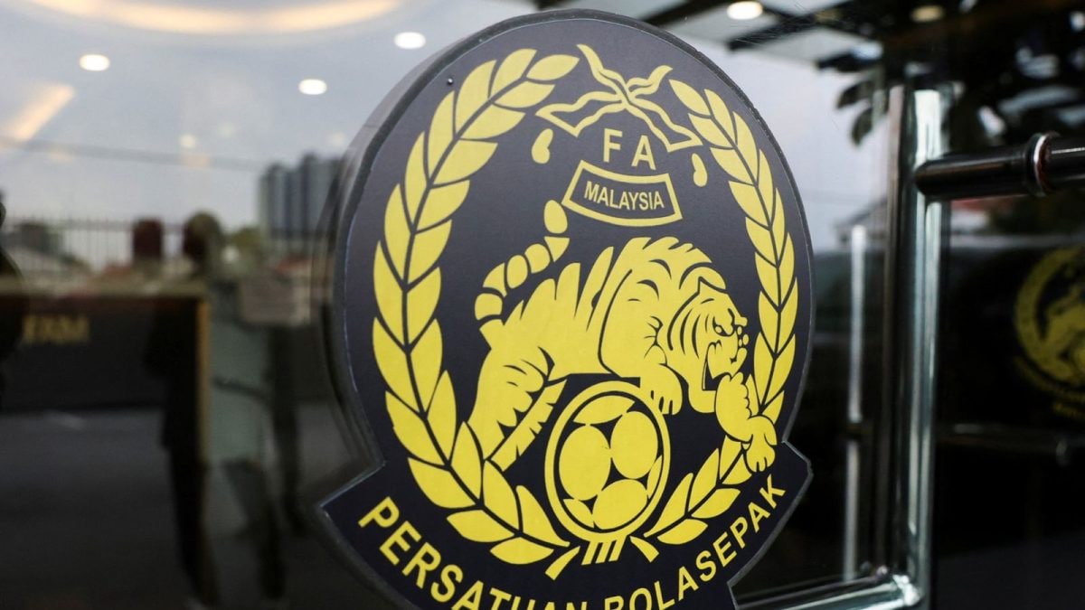 'Heritage Players' Scandal Comes Back To Bite Harimau Malaya! Top Malaysian FA Officials Step Down