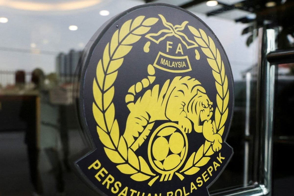 'Heritage Players' Scandal Comes Back To Bite Harimau Malaya! Top Malaysian FA Officials Step Down
