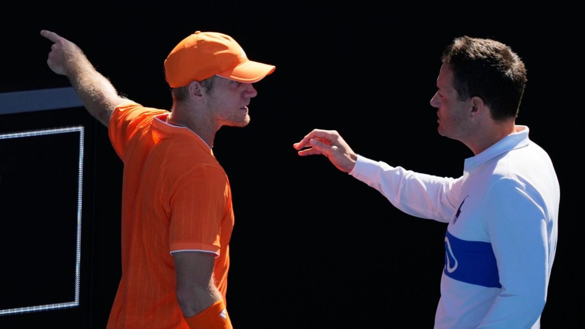 'Four Ignorant Drunks. Nothing More'! Crowd-Clash For Alejandro Davidovich Fokina Clashes At AO!