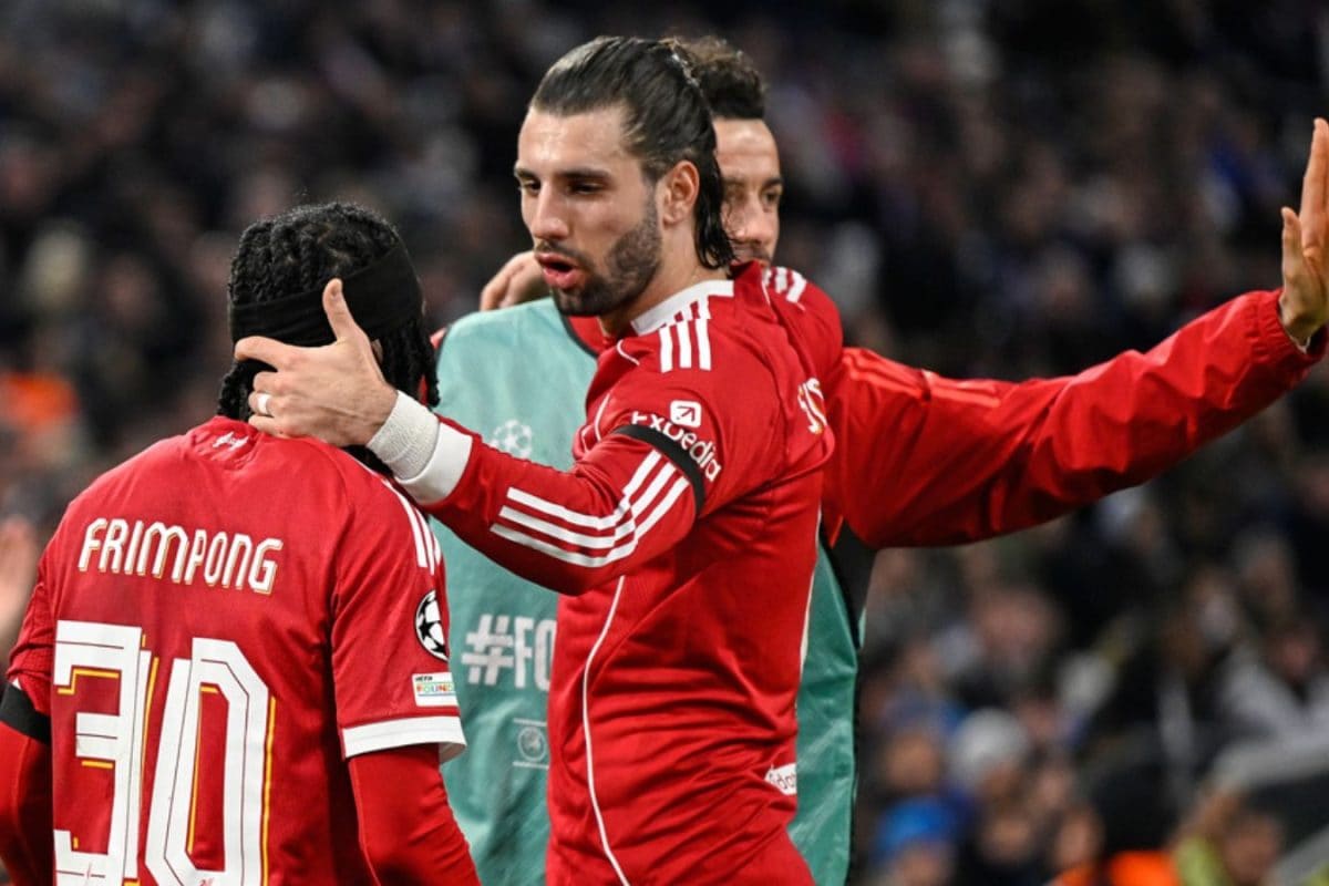 'Under The Wall And In'! Dominic Szoboszlai Slots Free Kick Against Marseille | Watch