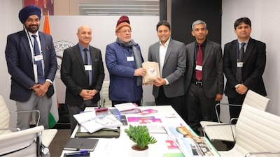 UP Secures Rs 9,750 Crore MoUs at Davos 2026 (Image credit: X/PTI)