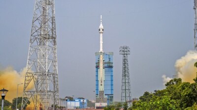 To support manned missions, ISRO is planning to build a strong, secure, and highly reliable communication network.
(Representational Image: PTI)
