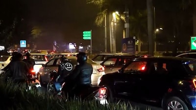 Visuals show traffic congestion in areas like India Gate, Mandi House. (PTI)