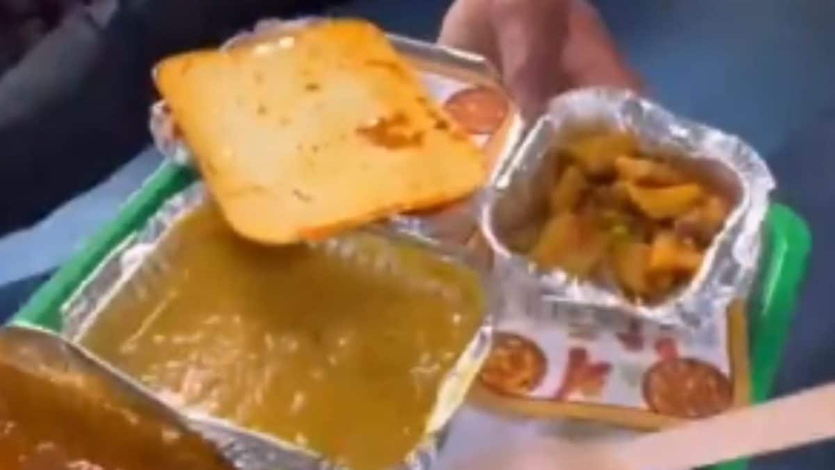 Passengers Criticize Poor Food Quality on Tejas Rajdhani