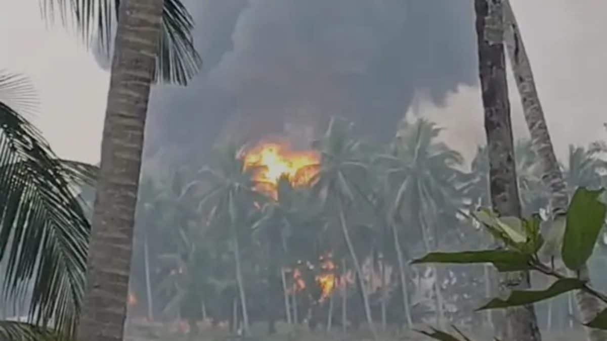 Gas Leak From ONGC Pipeline Triggers Panic In Andhra’s Konaseema | Video | India News