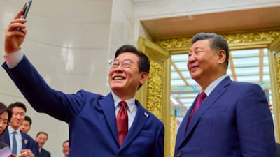 South Korean President Lee Jae Myung has shared a selfie with Chinese President Xi Jinping. (Lee Jae Myung/X)