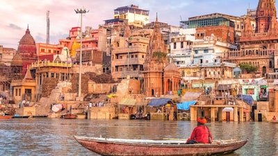 Leaders, Celebs Ditch Metro Hustle for Quality Life in Tier-2 Cities