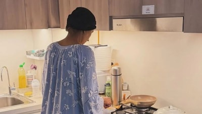 Her mother, Jenifer Sitlani, is undergoing treatment for breast cancer. (Photo Credit: Reddit)