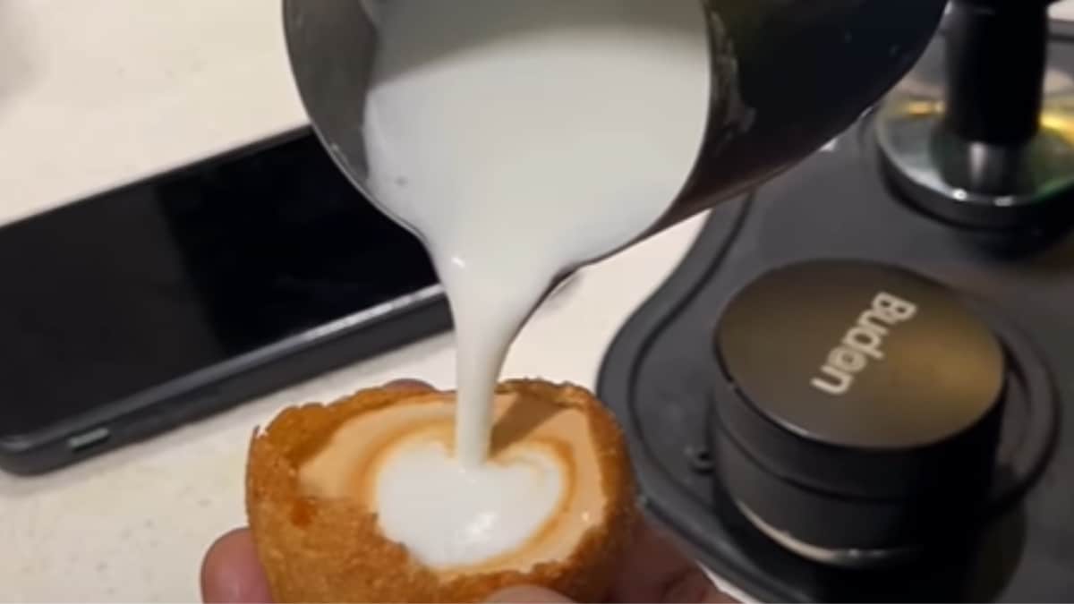 Barista Replaces Pani With Coffee In Pani Puri