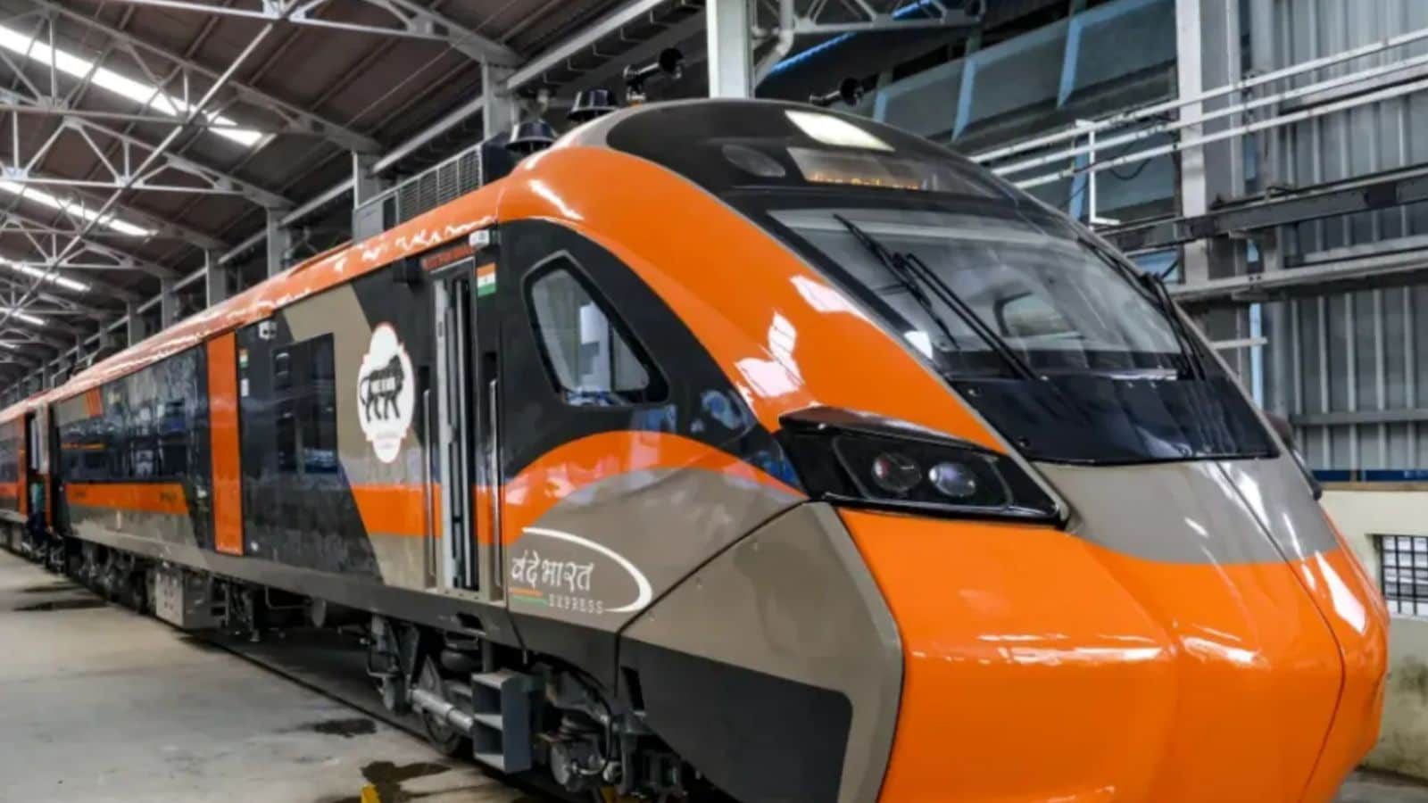 Onboard Wi-Fi And Charging Points: Passengers can charge their mobile phones, laptops and other devices using charging sockets provided near the seats. Many Vande Bharat trains also offer onboard Wi-Fi services, depending on the route.