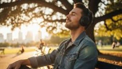 Shararat: The Fiery Dance Number From Dhurandhar Crosses 162 Million Views