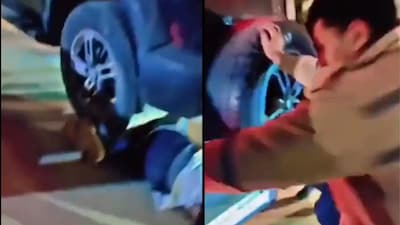 Screengrab from the viral video. (X)