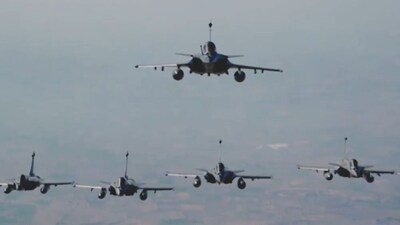 Visuals of Bajrang formation by the Indian Air Force. The formation is being led by Group Captain Arun Kumar. (PTI)