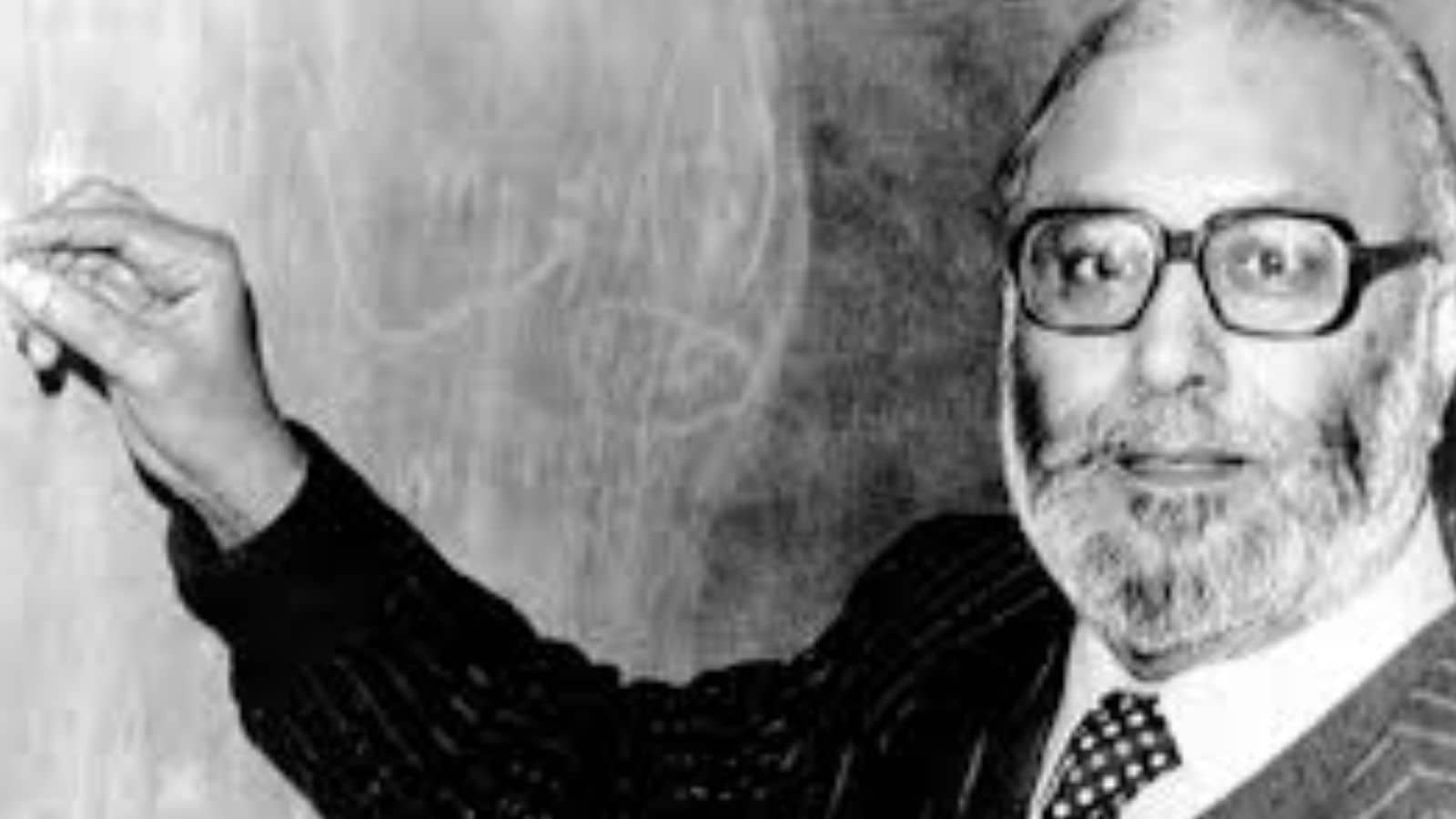 Born in 1926 in Jhang, a small town in present-day Pakistan, Salam’s father worked in the Department of Education in a poor farming district. The family valued learning and religion very highly. Salam showed interest in mathematics and science from a young age, and that is what set him apart from others.