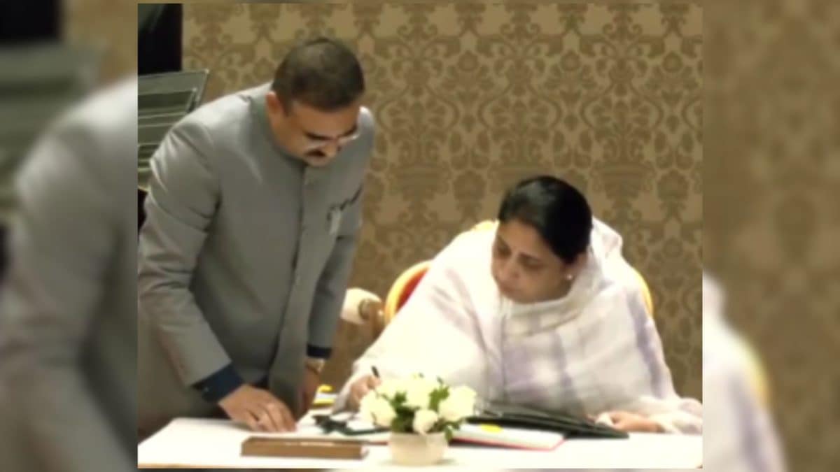 'Ready To Serve': Sunetra Vows To Carry Ajit Pawar's Legacy After Maharashtra Deputy CM Oath