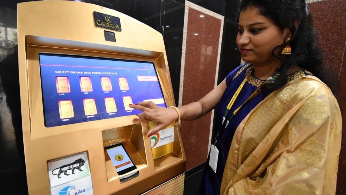 Turn Old Gold Into Cash In 30 Minutes? India’s First AI Gold ATM Launched In Hyderabad