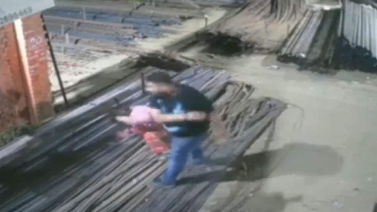 Caught On Cam: Madhya Pradesh BJP Leader Assaults Woman In Satna, Draws Congress's Ire