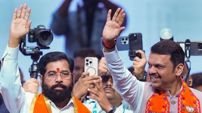 Maharashtra CM Devendra Fadnavis (R) with deputy CM Eknath Shinde (L) during a public rally for the upcoming BMC elections in Mumbai. (Image: PTI)