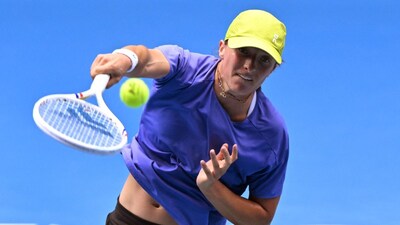 Iga Swiatek will take on Yue Yuan in the opening round of Australian Open (Picture credit: AFP)