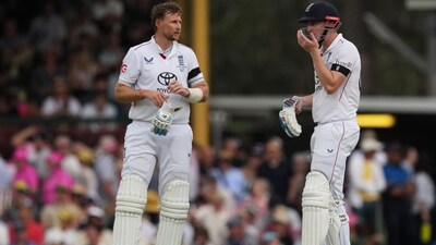 Joe Root is unbeaten on 72 at the end of Day 1 of Sydney Test (Picture credit: AP)