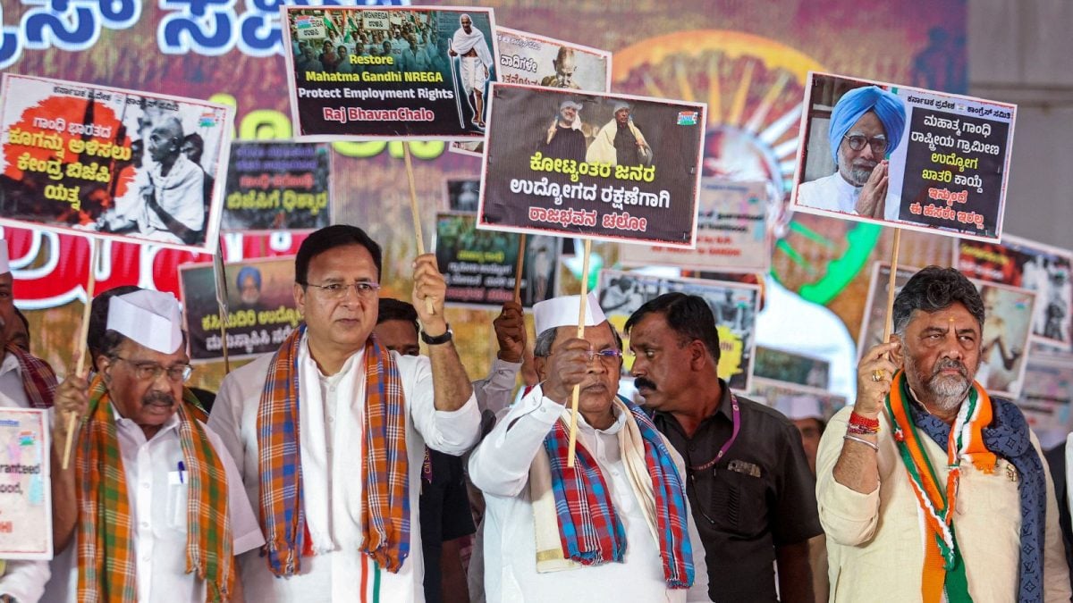 MGNREGA No More, But Karnataka To Prefix Mahatma Gandhi's Name To All Gram Panchayats