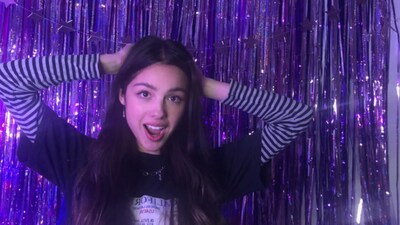 Olivia Rodrigo celebrates five years of ‘Drivers License’ with a special cover by David Byrne.(Photo Credit : Instagram)