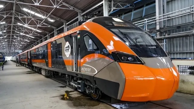 Now let’s talk about its features. The train consists 16 fully air-conditioned coaches accommodating 823 passengers across different classes. It includes 11 AC 3-tier, 4 AC 2-tier, and 1 AC First Class coach, catering to varied passenger needs. Now let’s talk about its features. The train consists 16 fully air-conditioned coaches accommodating 823 passengers across different classes. It includes 11 AC 3-tier, 4 AC 2-tier, and 1 AC First Class coach, catering to varied passenger needs.