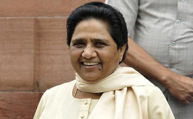 The year 2009 saw imported cakes, designer sarees and live performances, even as Mayawati attempted to reframe the day by announcing welfare schemes worth over Rs 7,000 crore.